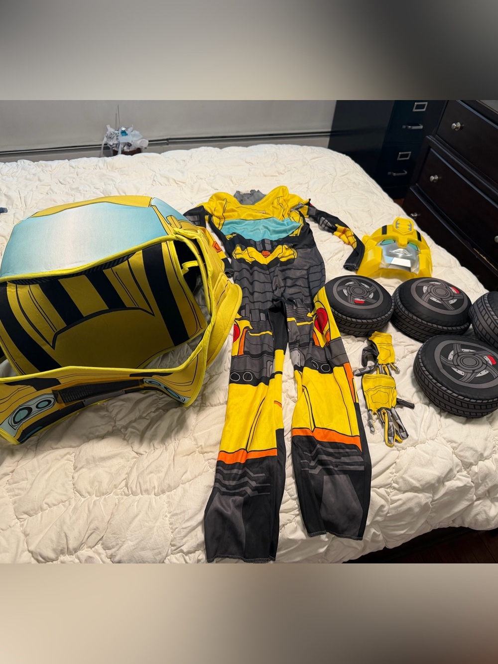 Kids transformers bumblebee costume L (10-12)